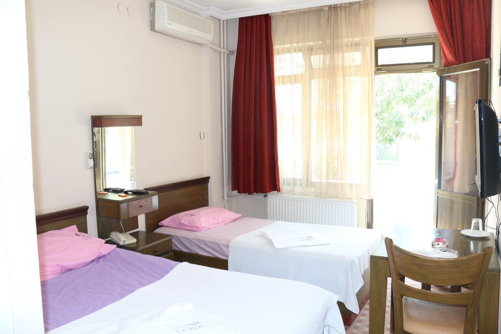 Otel La Mer Akcay Едремит Стая снимка