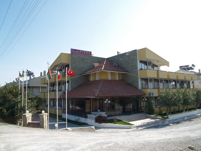 Otel La Mer Akcay Едремит Екстериор снимка